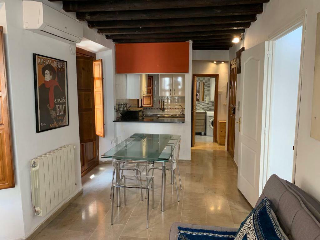 Charming Apartments De Gomerez Granada Exterior photo
